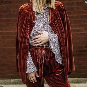 Vada Winter Rust Velvet Stella Blazer